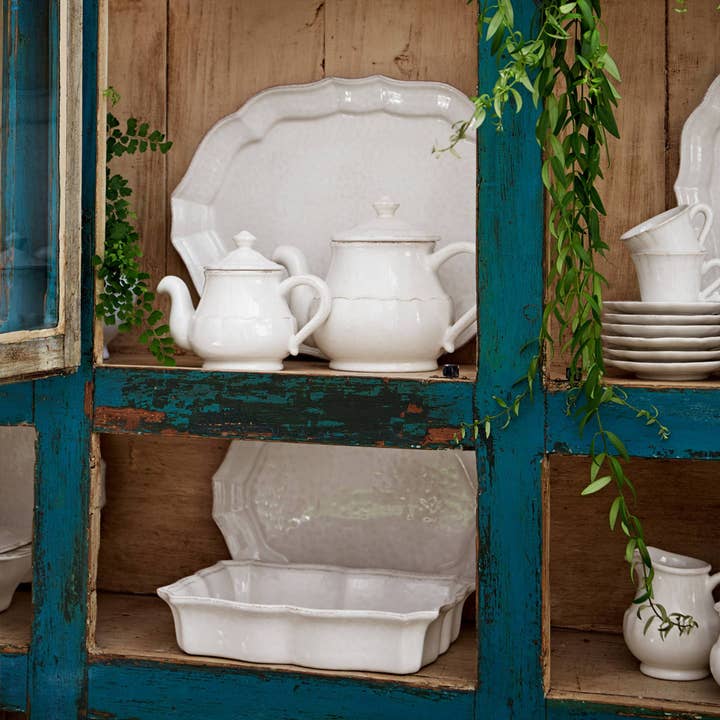 Honeycomb Teapot – Antique White Ceramic, 750 ml